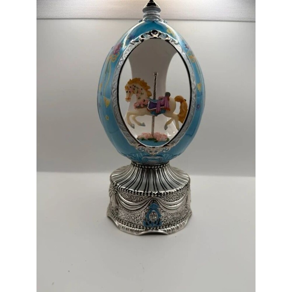Vtg Royal Limited Sanko Egg Carousel Horse Music Box Blue Floral Silver Base
